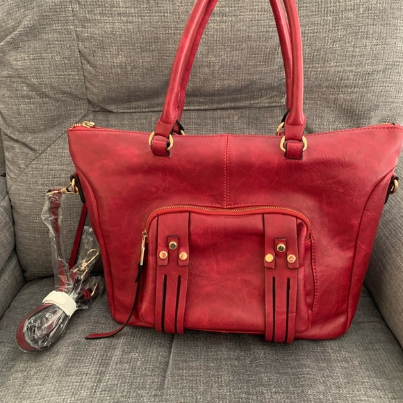 Beautiful brick red bag. - Picture 14 of 15